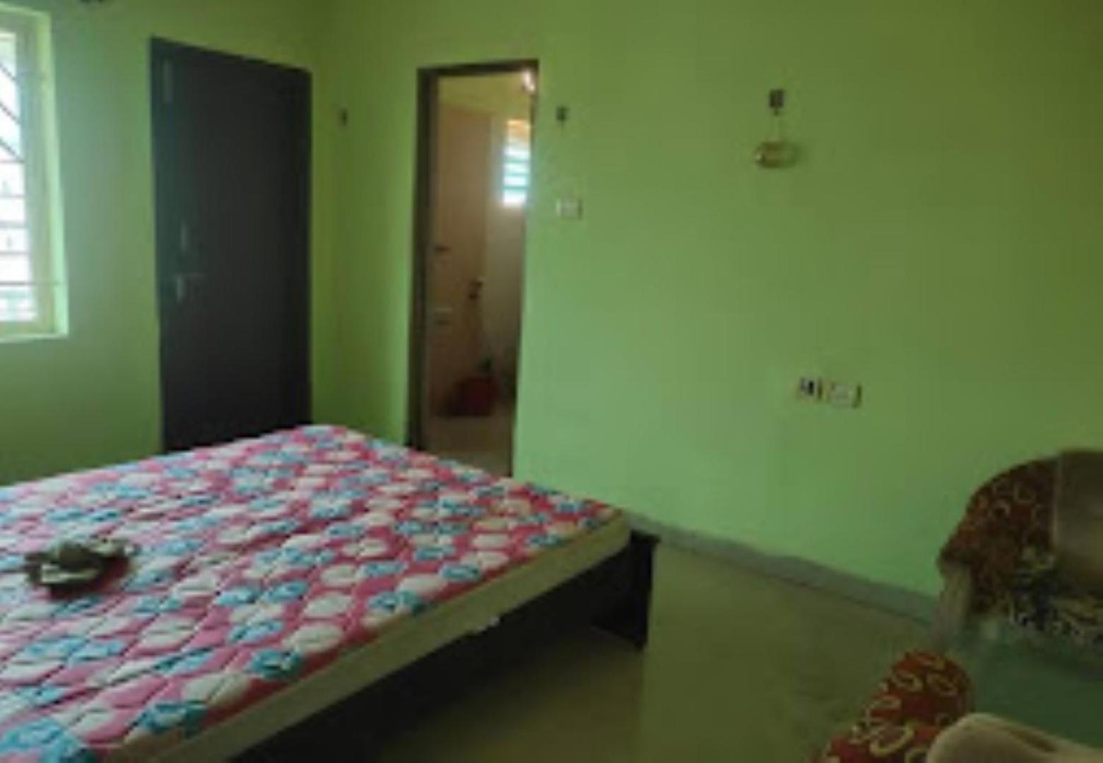 Hotel Chandan,Bhubaneswar Bagian luar foto
